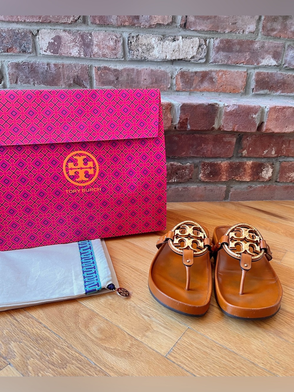 Tory Burch Bourbon Miele Light Brown Miller Cloud Vintage Plaque Leather Sandal